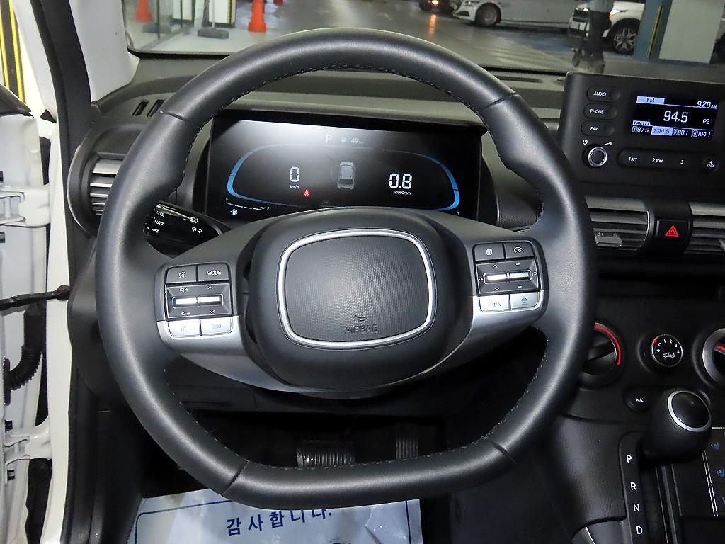HYUNDAI Casper - Vista 8