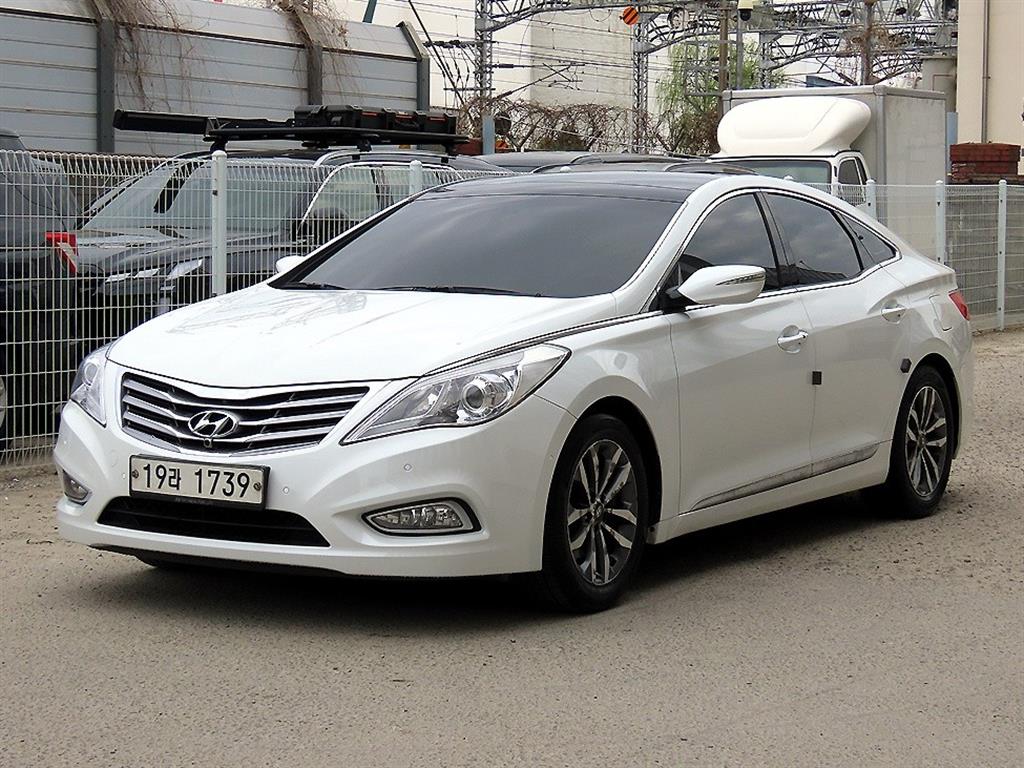 HYUNDAI Grandeur - Vista 2