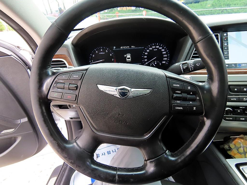 Genesis G80 - Vista 8