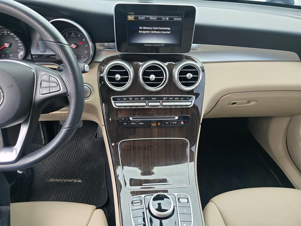 Mercedes Benz GLC Class - Vista 10