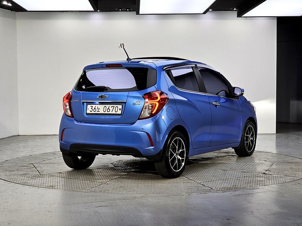 Chevrolet Spark - Vista 4