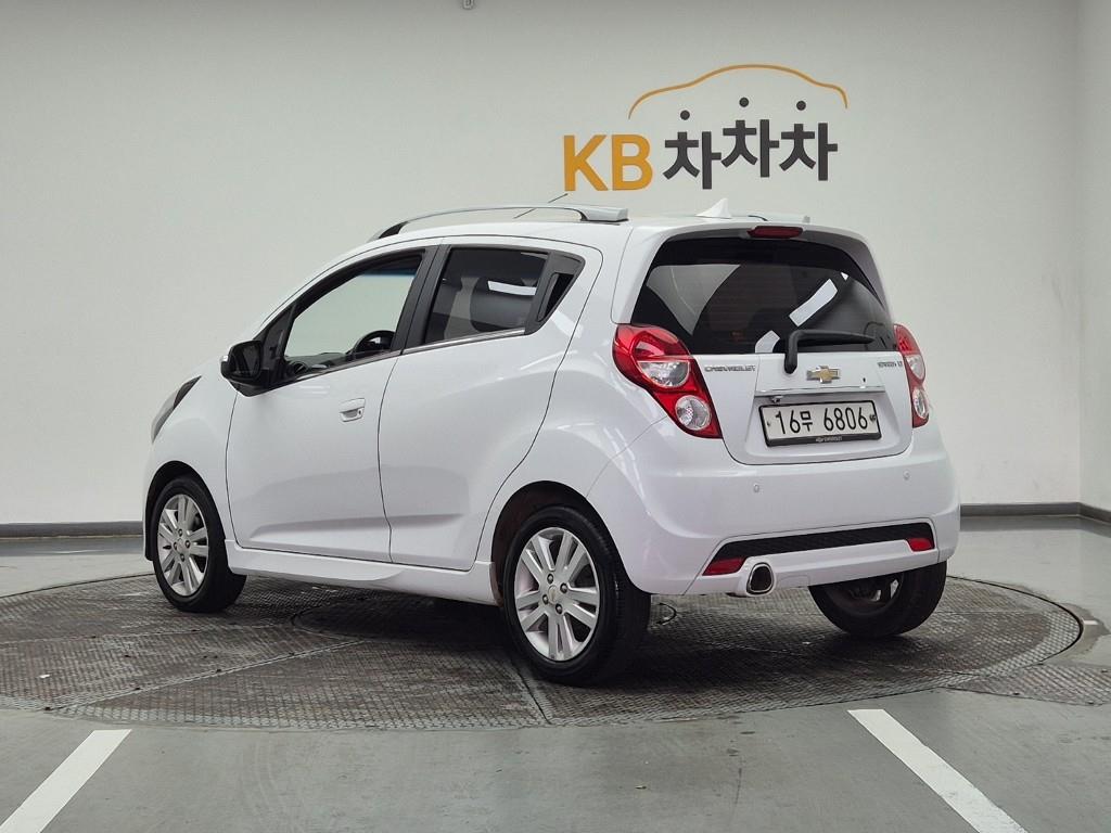 Chevrolet Spark - Vista 3