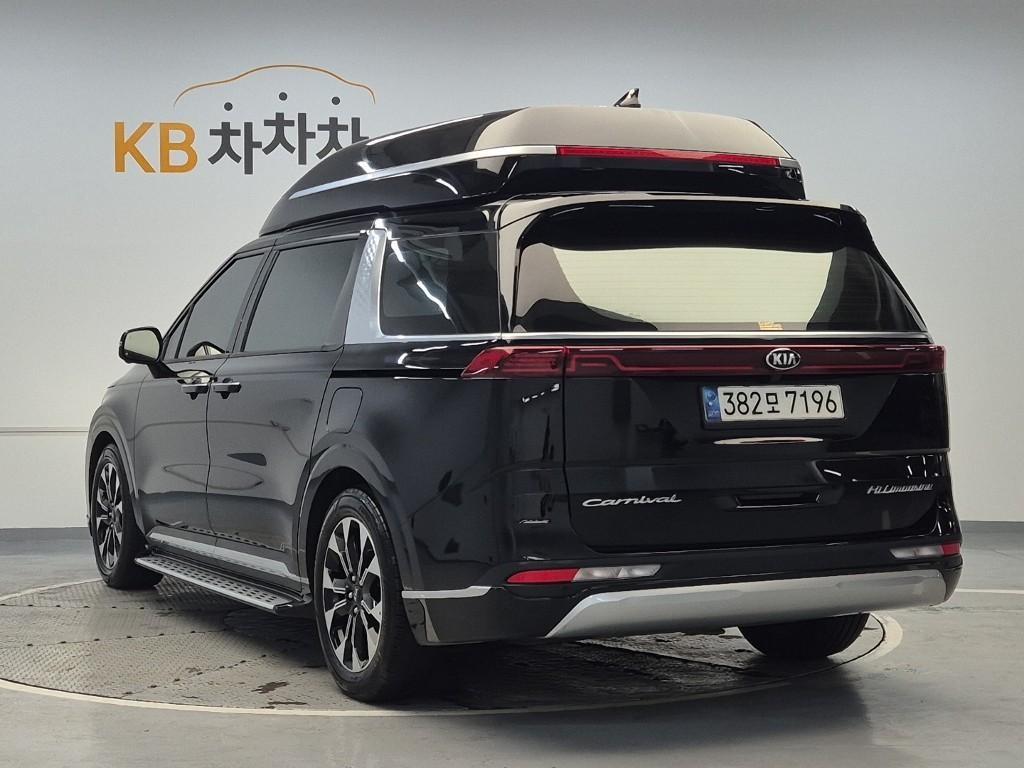 KIA Carnival - Vista 2