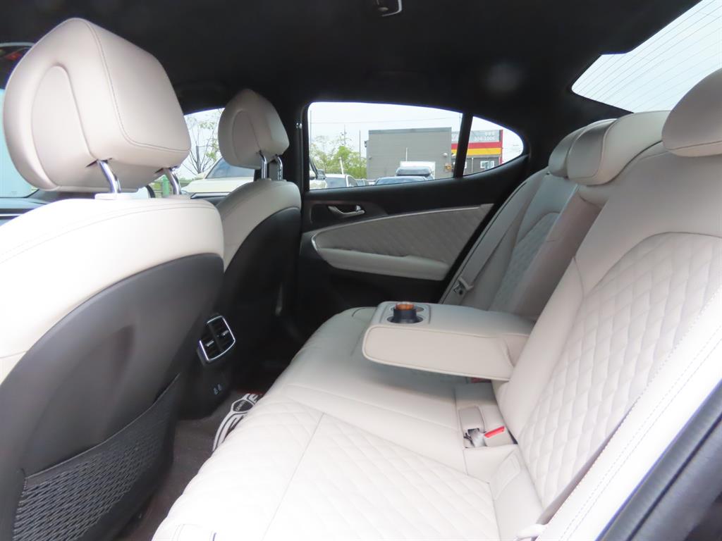 Genesis G70 2024 Negro - Importación desde Corea - HF Imports Iquique - Foto 7