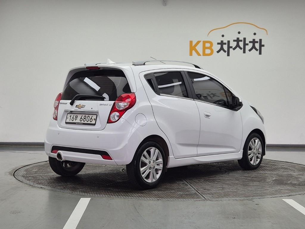 Chevrolet Spark - Vista 4