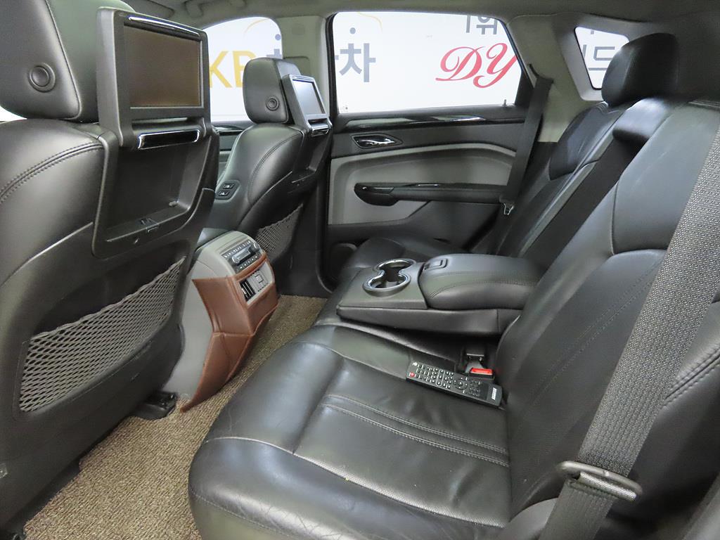 Cadillac SRX - Vista 7