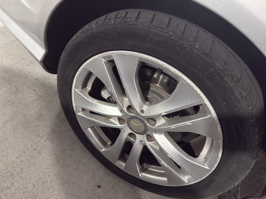 Mercedes Benz C Class 2013 Plateado - Importación desde Corea - HF Imports Iquique - Foto 17