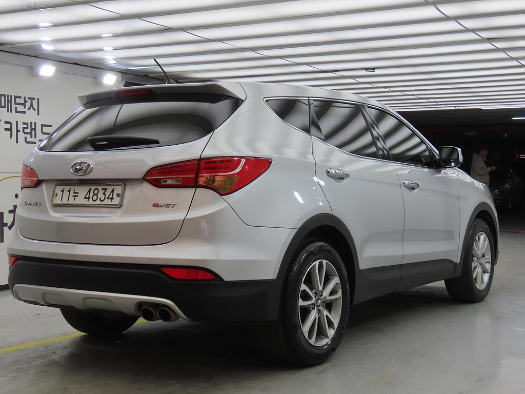 HYUNDAI Santa Fe - Vista 3