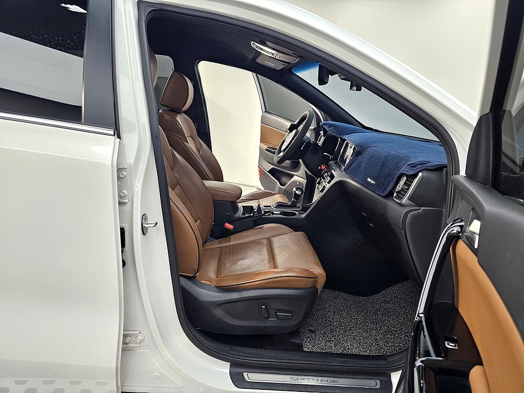 KIA Sportage - Vista 11