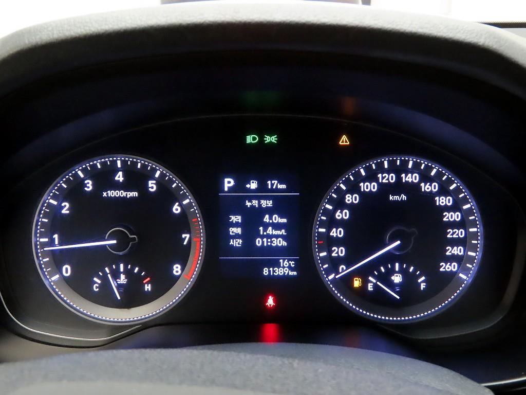 HYUNDAI Grandeur - Vista 5