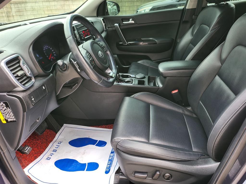 KIA Sportage - Vista 5