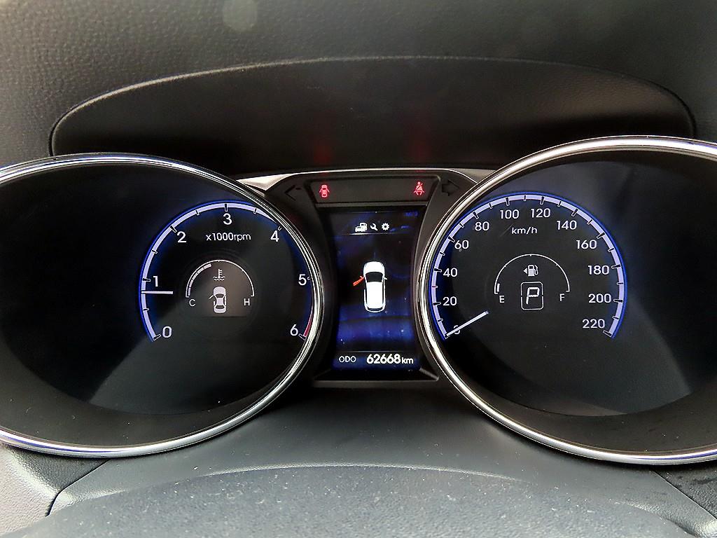 HYUNDAI Tucson - Vista 9