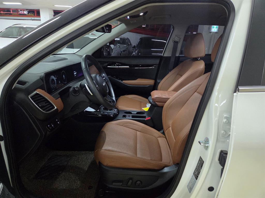 KIA Seltos - Vista 6