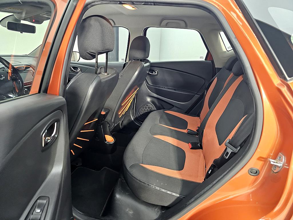 SAMSUNG QM3 - Vista 9