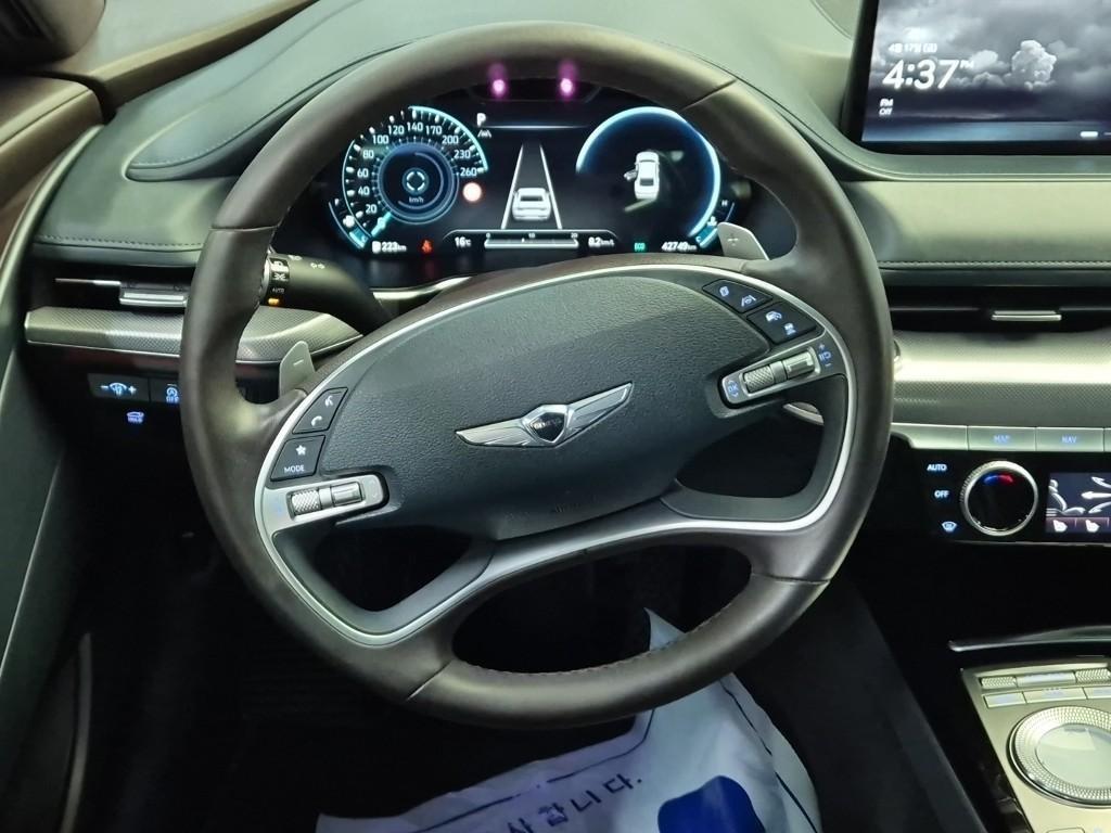 Genesis G80 - Vista 9