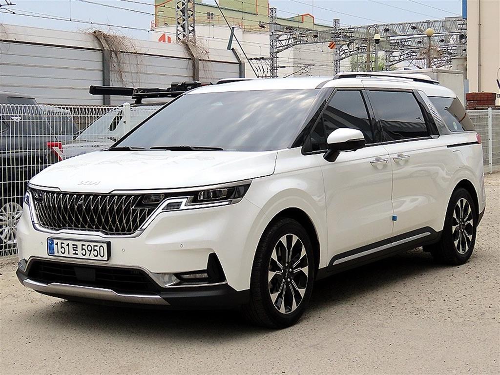 KIA Carnival - Vista 2