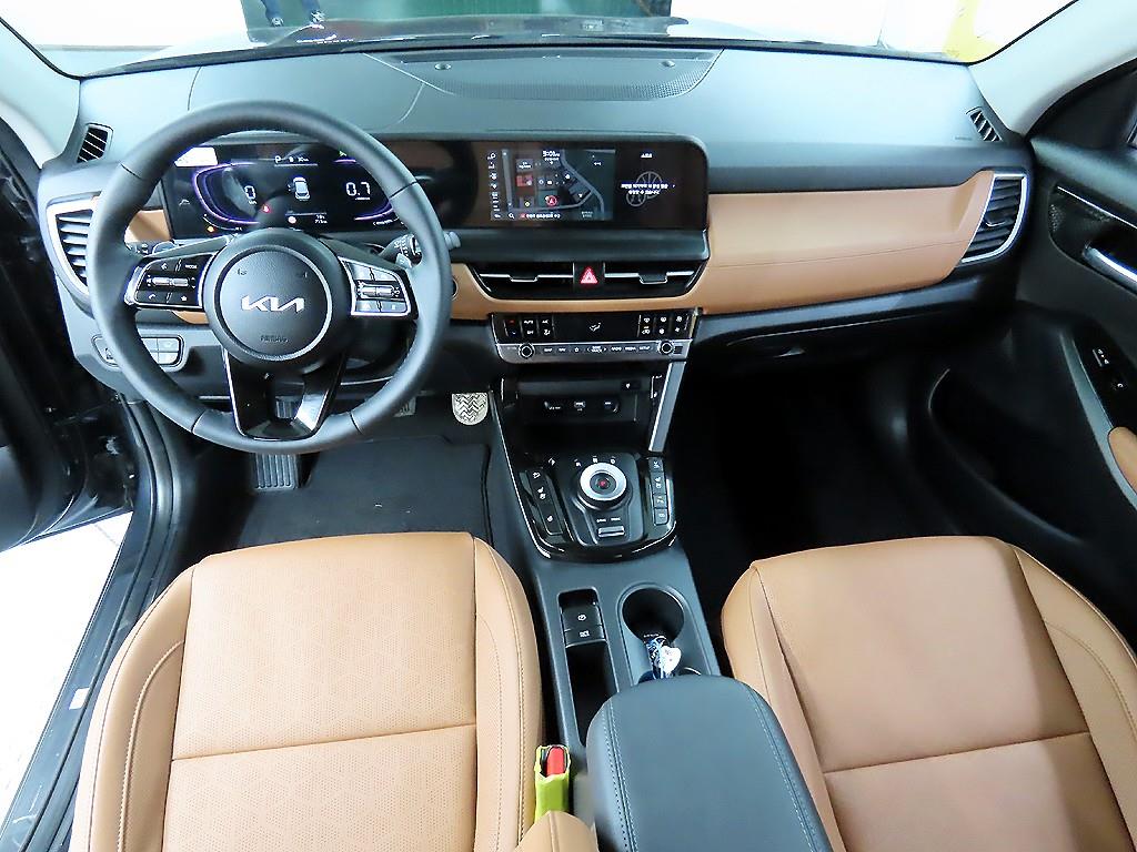 KIA Seltos - Vista 7