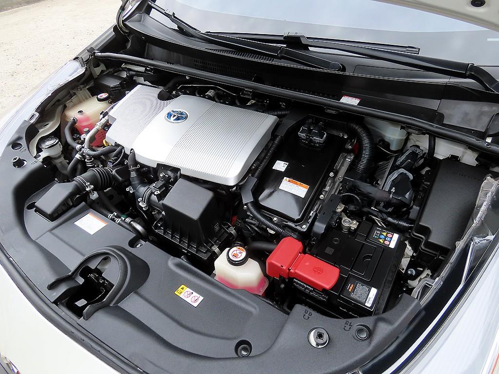 Toyota Prius 2019 Blanco - Importación desde Corea - HF Imports Iquique - Foto 17
