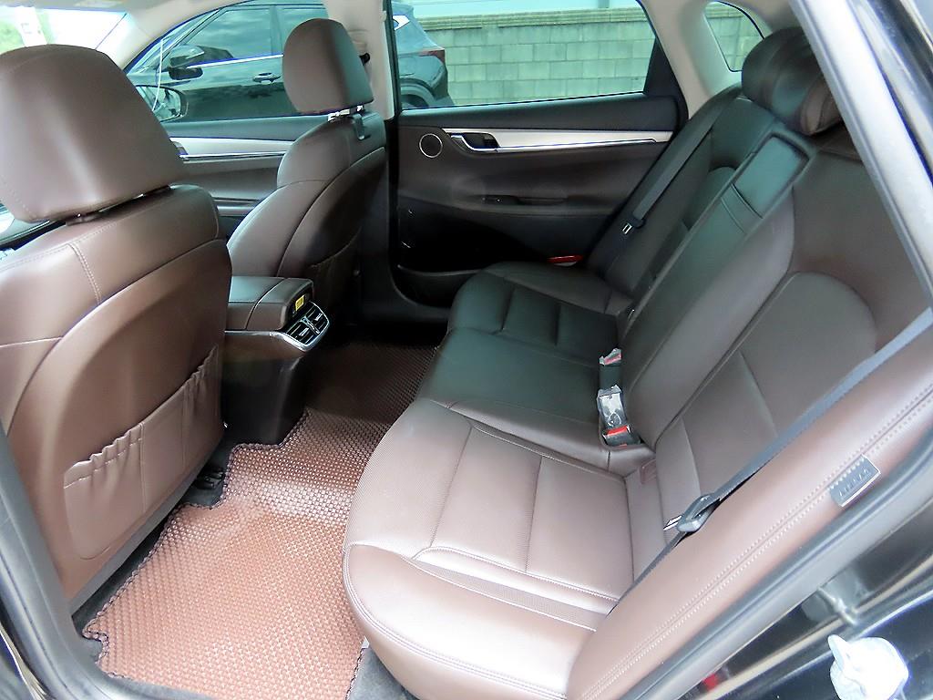 HYUNDAI Grandeur - Vista 6