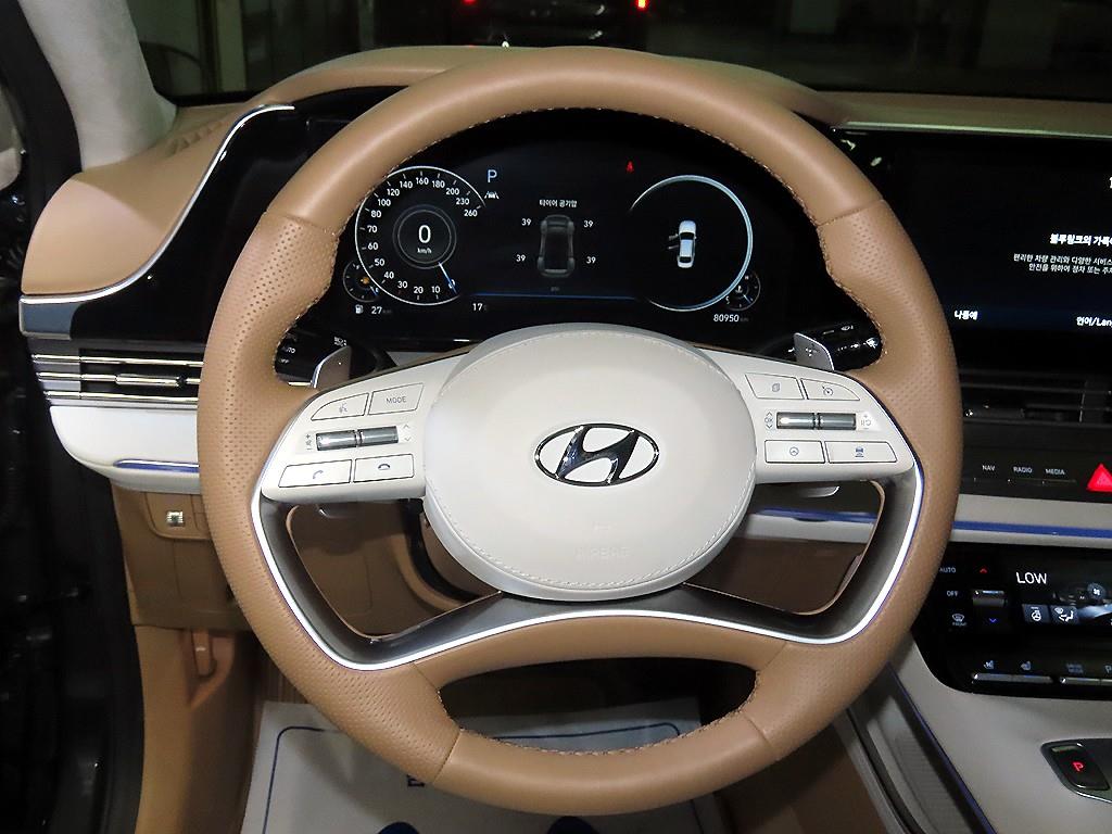 HYUNDAI Grandeur - Vista 8