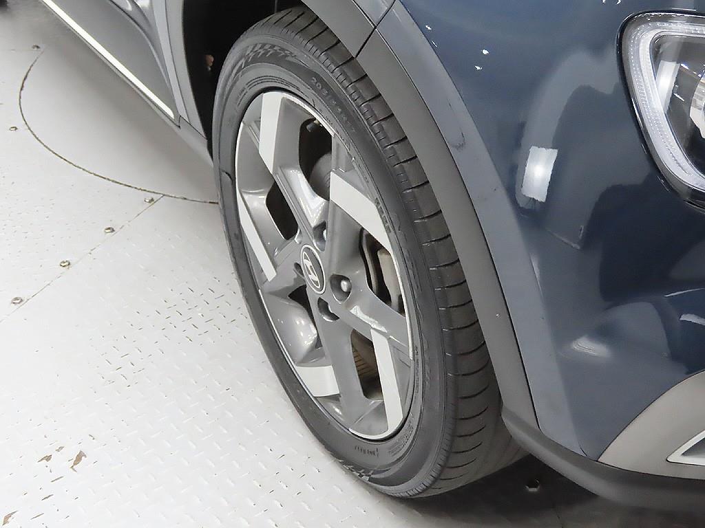 HYUNDAI Venue - Vista 9