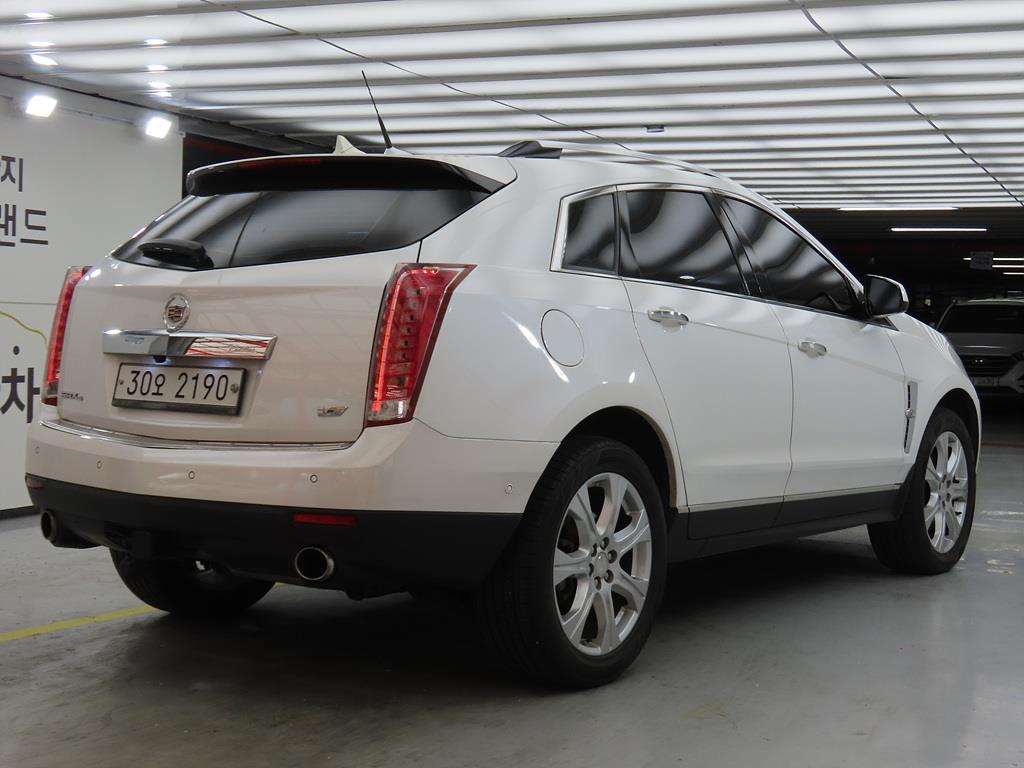 Cadillac SRX - Vista 4