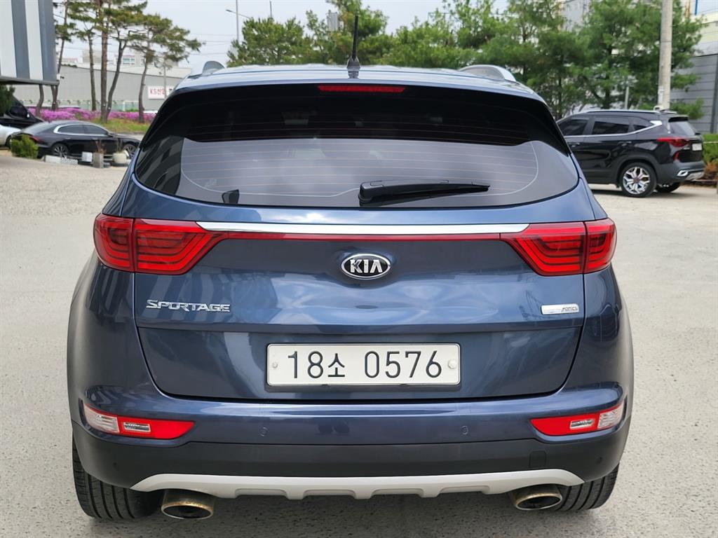 KIA Sportage - Vista 4