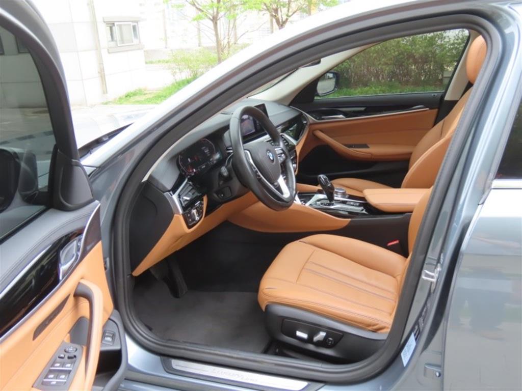 BMW 5 Series 2020 - Importación desde Corea - HF Imports Iquique - Foto 13