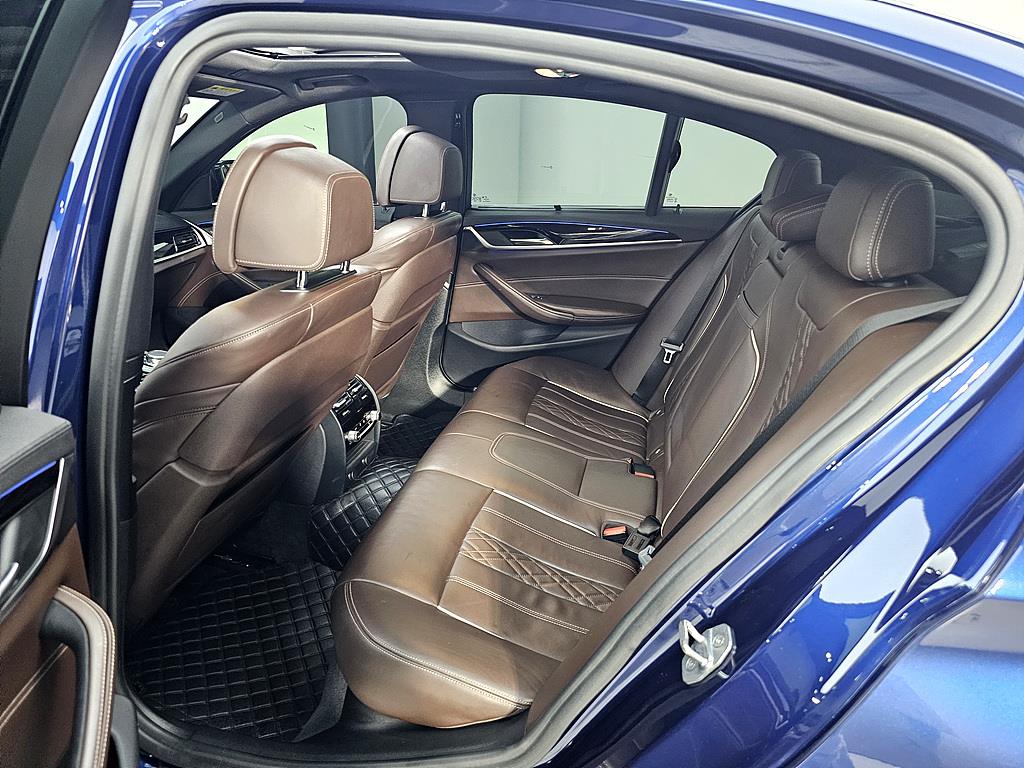 BMW 5 Series - Vista 9