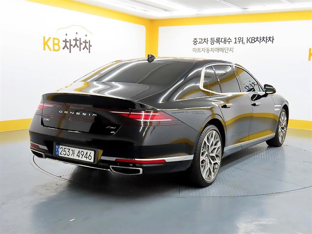 Genesis G90 - Vista 4