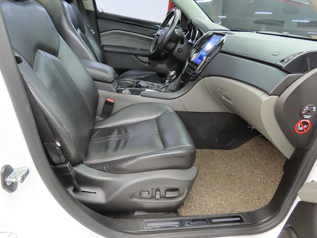 Cadillac SRX - Vista 6
