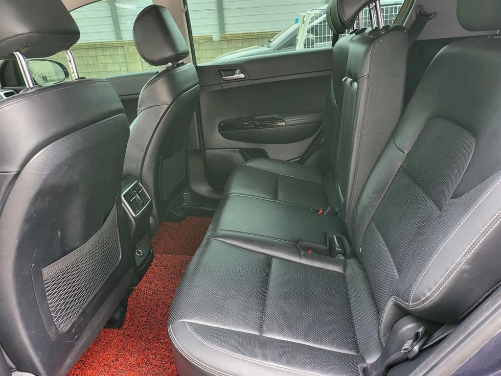 KIA Sportage - Vista 6