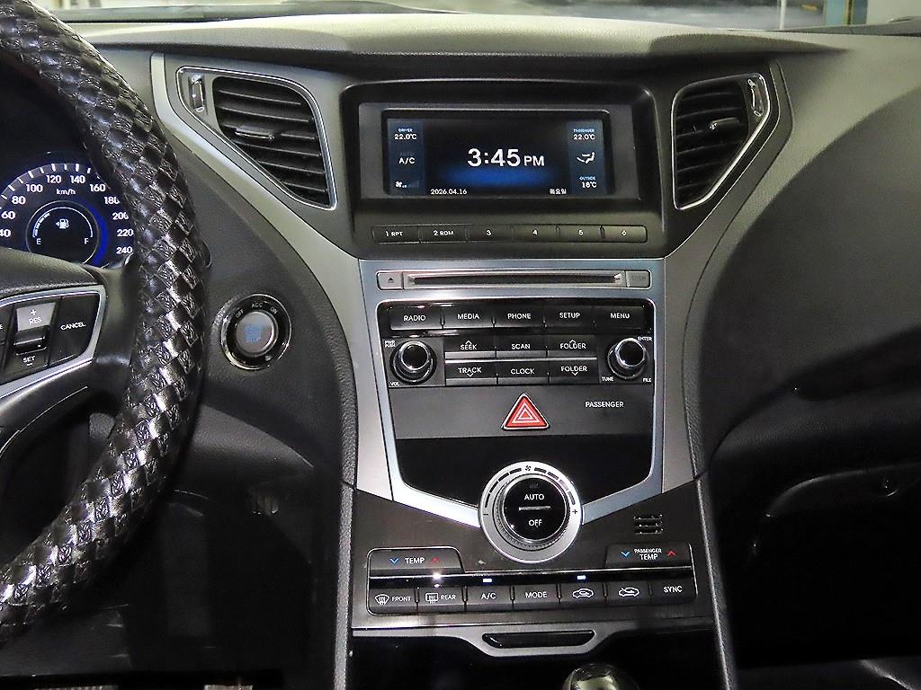 HYUNDAI Grandeur - Vista 11