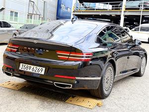 Genesis G80 - Vista 8