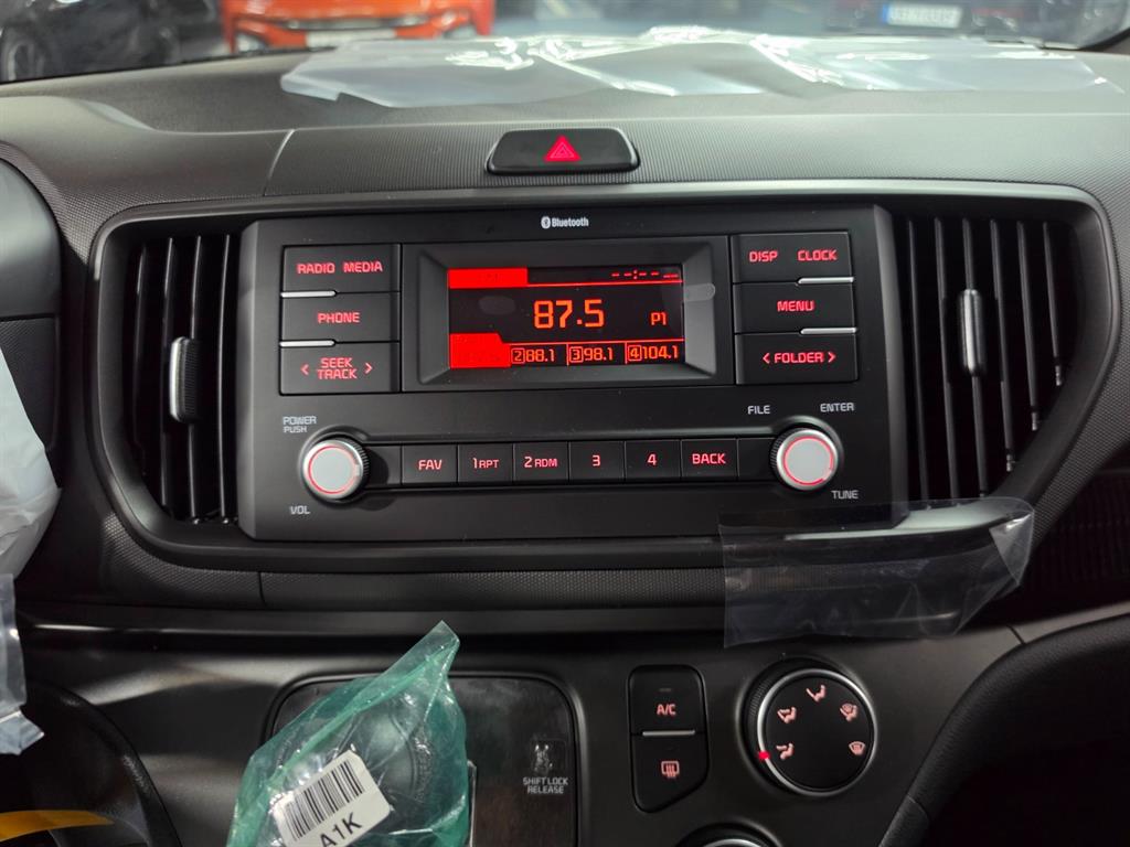 KIA Ray 2026 Negro - Importación desde Corea - HF Imports Iquique - Foto 17