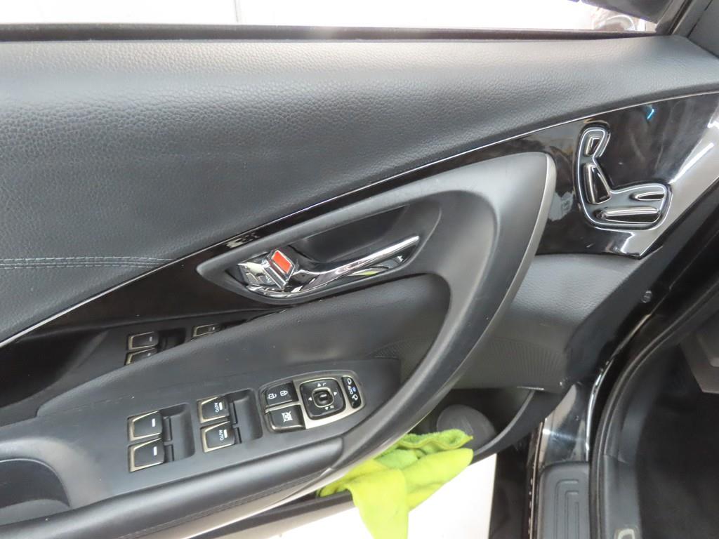 HYUNDAI Grandeur - Vista 9