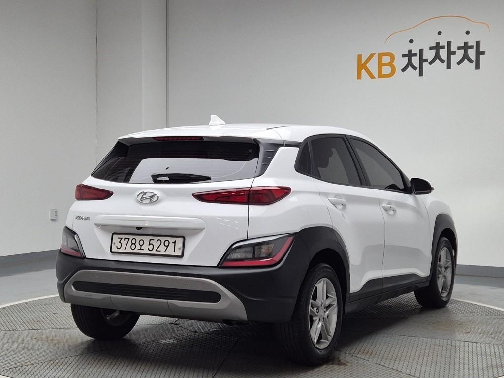 HYUNDAI Kona - Vista 3