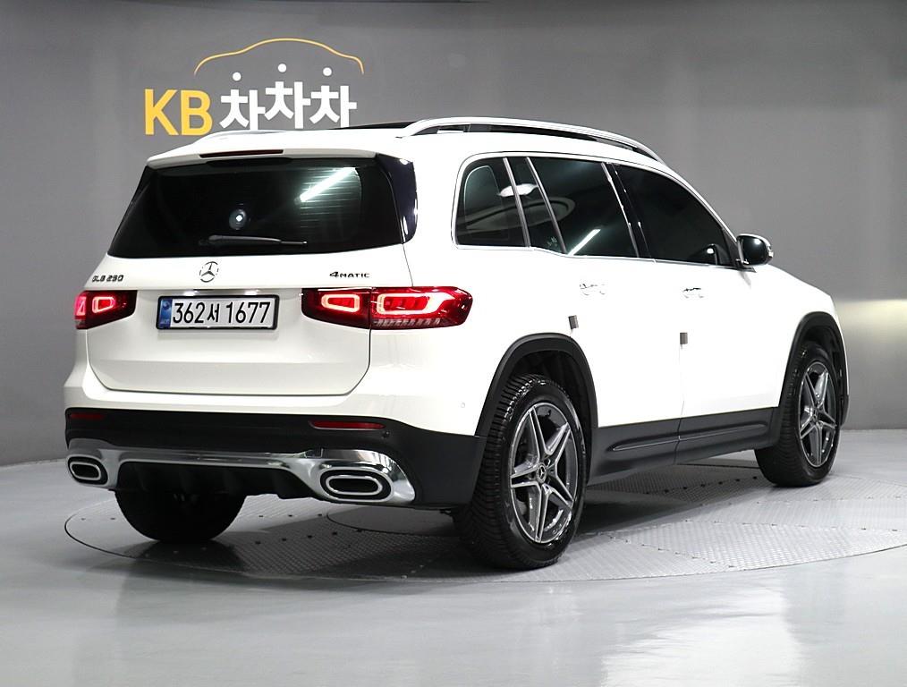Mercedes Benz GLB Class - Vista 3