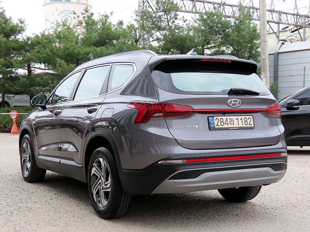HYUNDAI Santa Fe - Vista 3