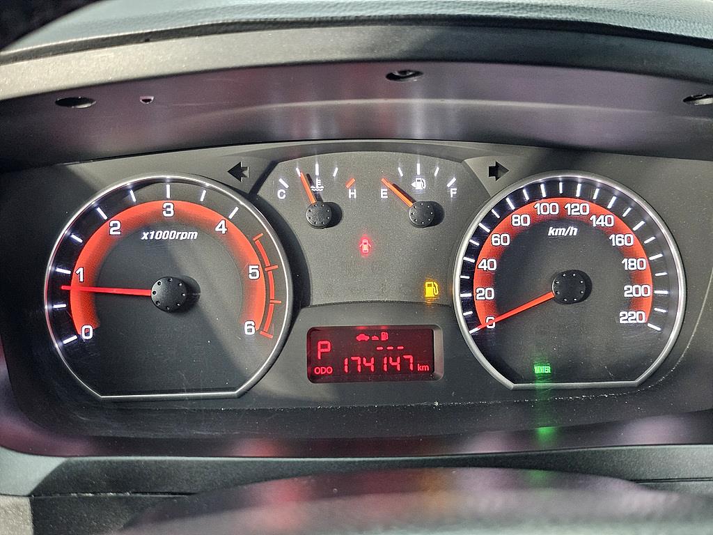 Ssangyong Korando - Vista 7