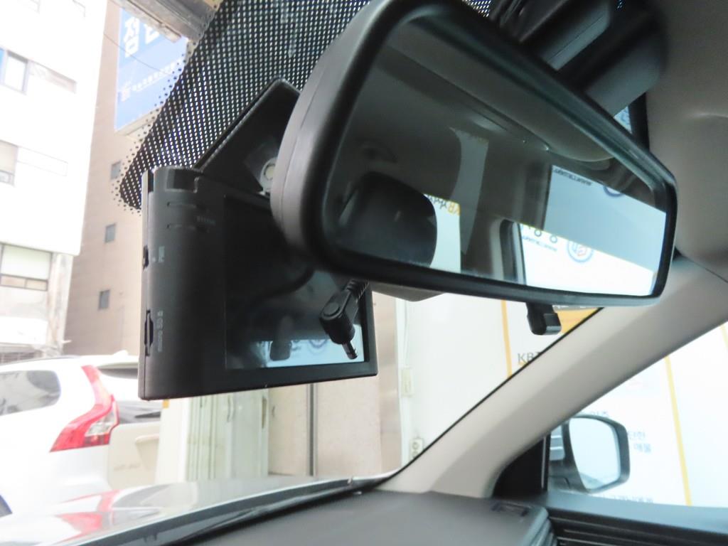 Ssangyong Korando - Vista 11