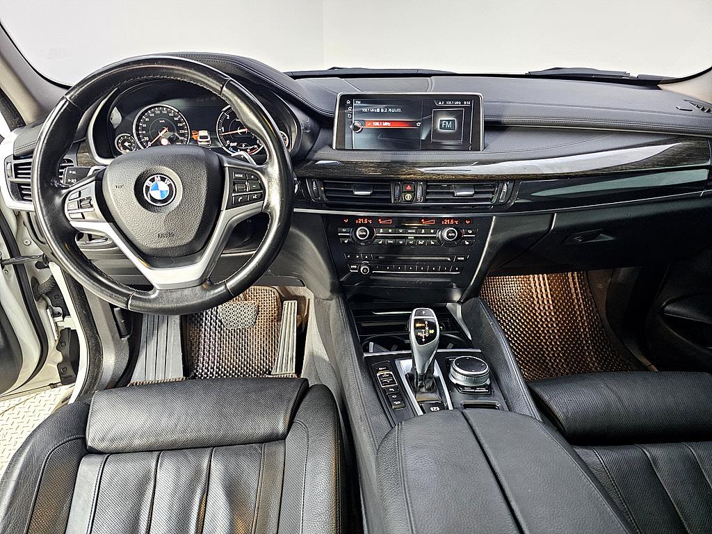 BMW X6 - Vista 5