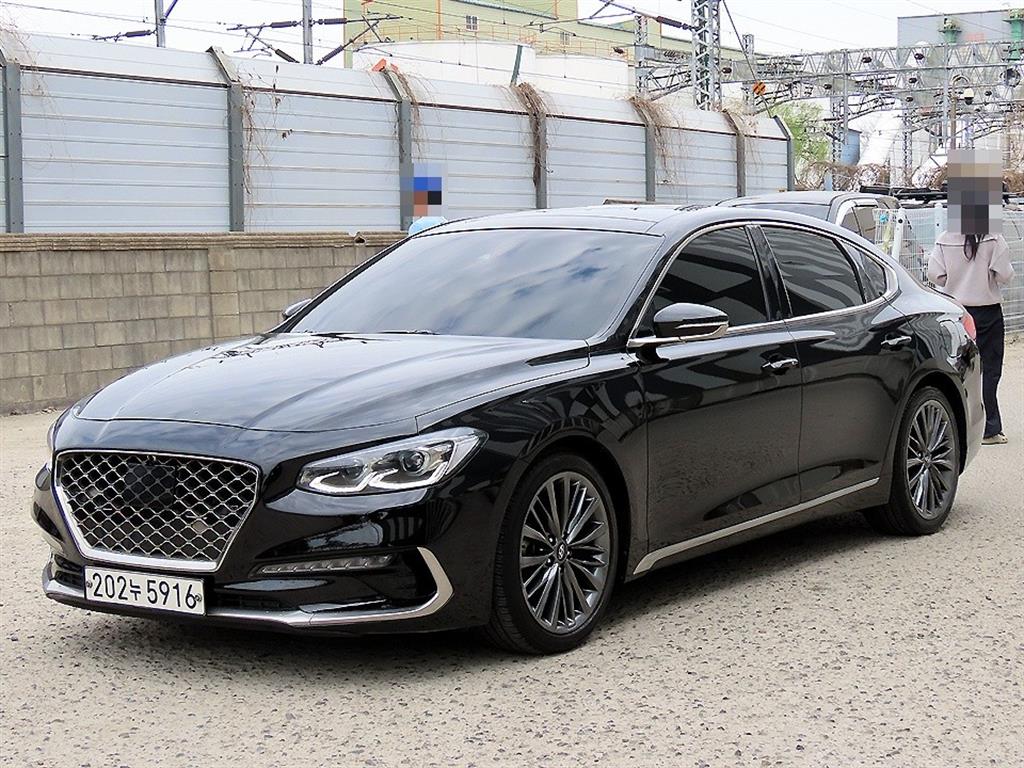 HYUNDAI Grandeur - Vista 2