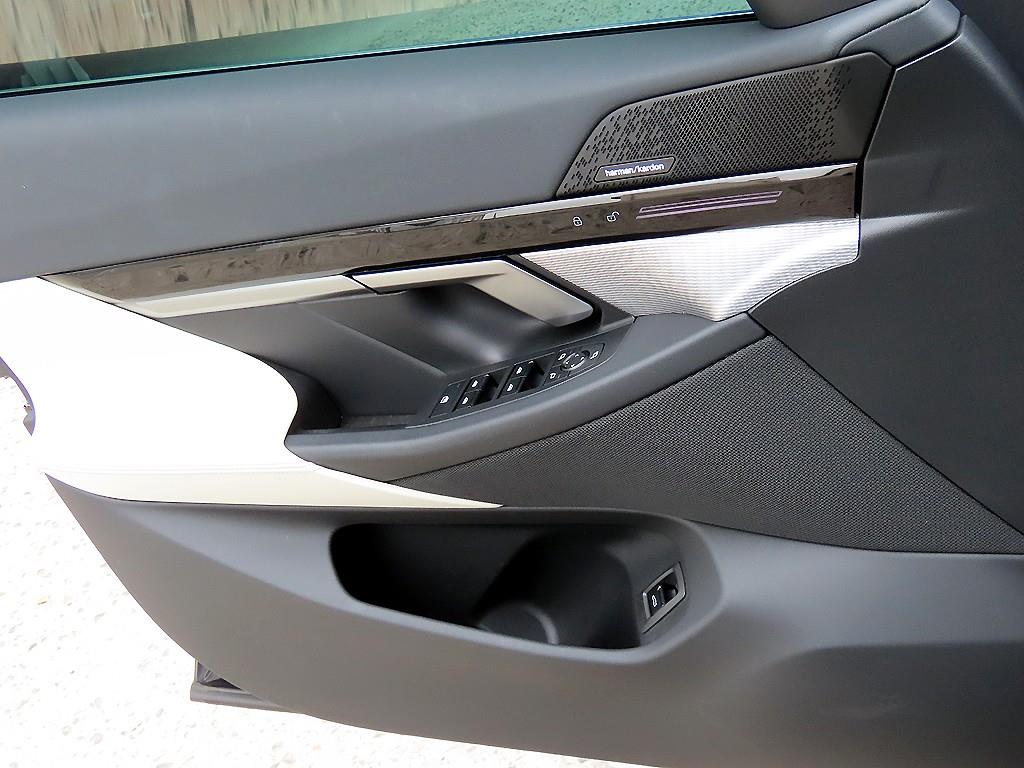 BMW 5 Series - Vista 11