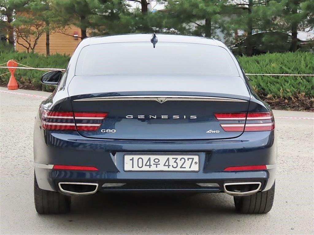 Genesis G80 - Vista 4