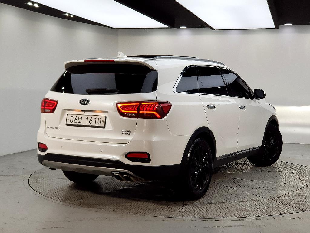 KIA Sorento - Vista 4