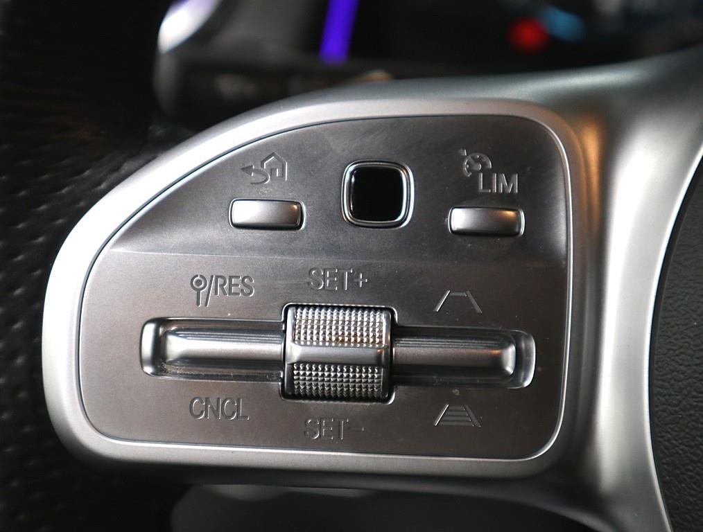 Mercedes Benz GLB Class - Vista 11