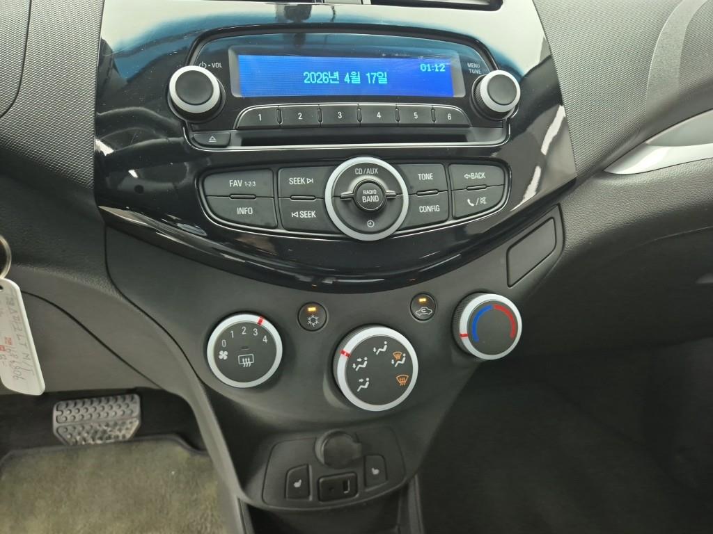 Chevrolet Spark - Vista 10