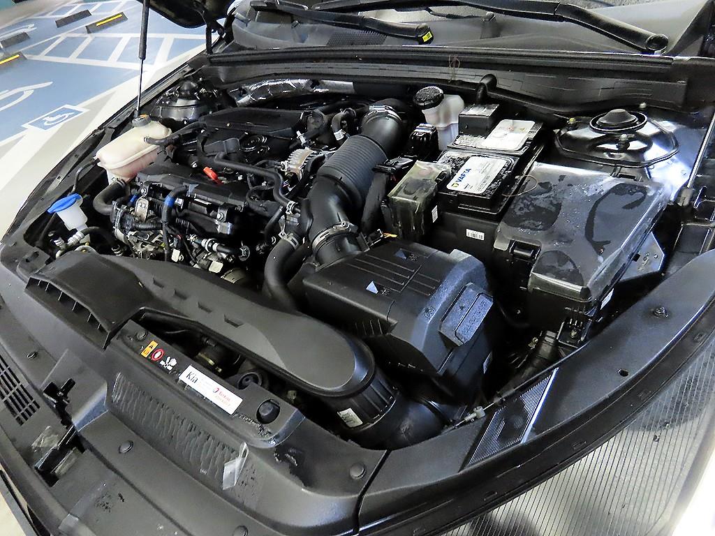 KIA K5 2022 Negro - Importación desde Corea - HF Imports Iquique - Foto 19