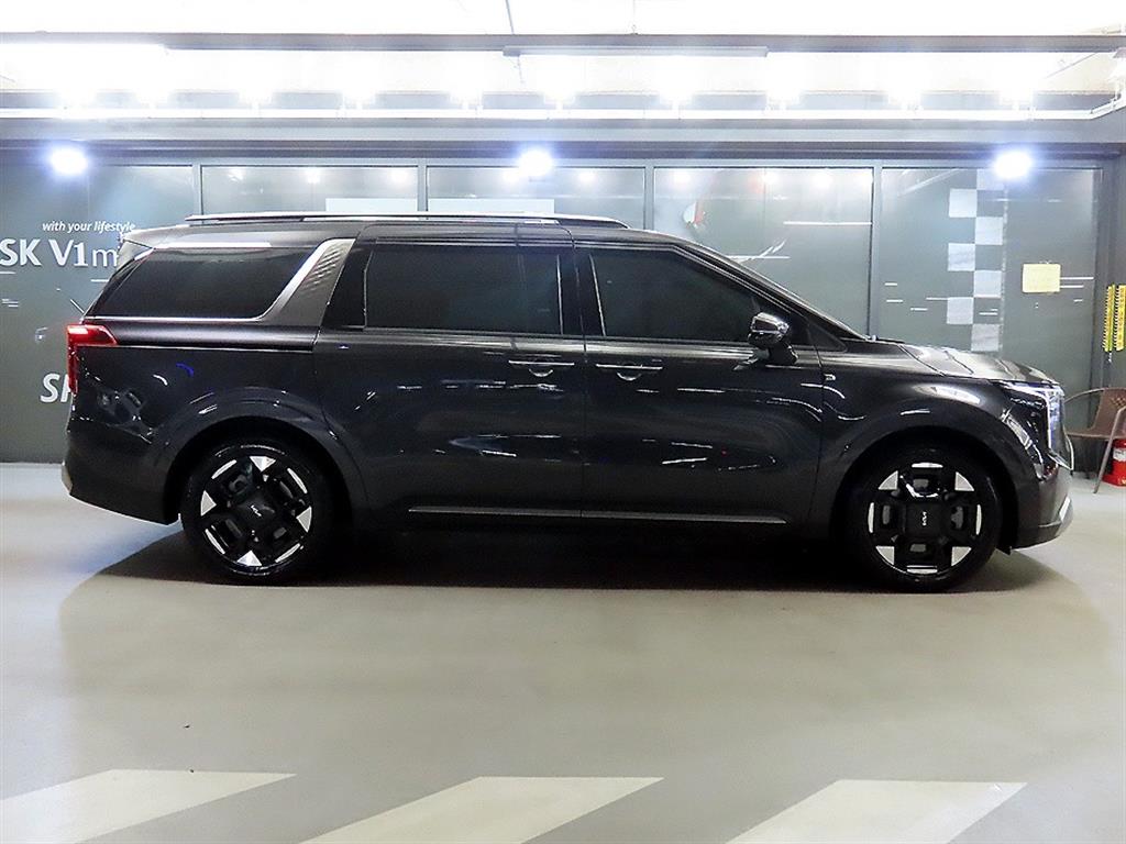 KIA Carnival - Vista 3